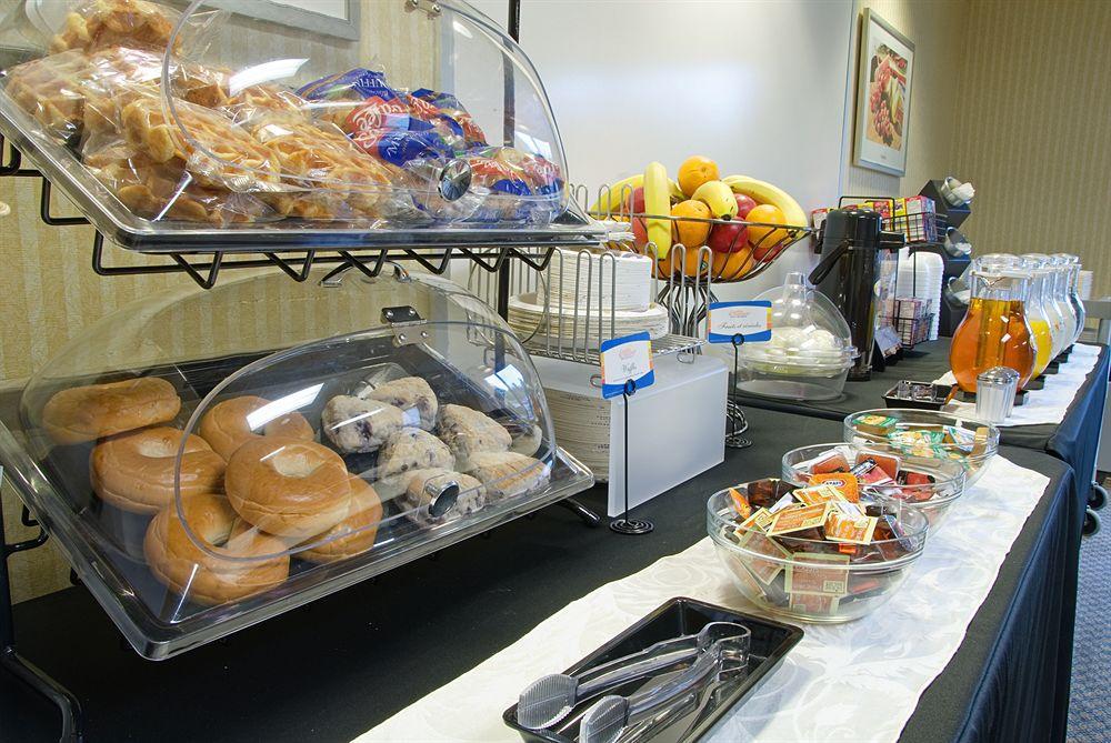 Comfort Inn Thetford Mines Restoran gambar