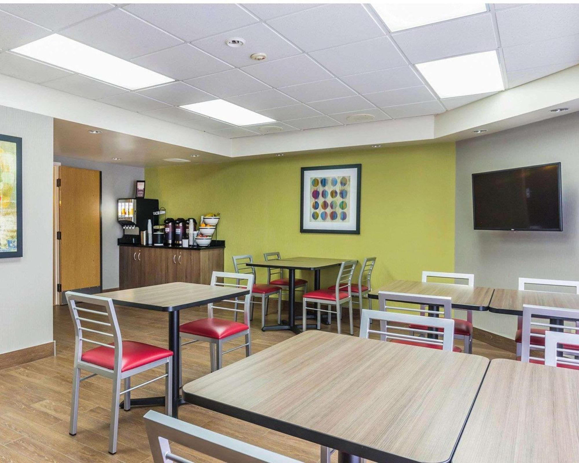 Comfort Inn Thetford Mines Luaran gambar